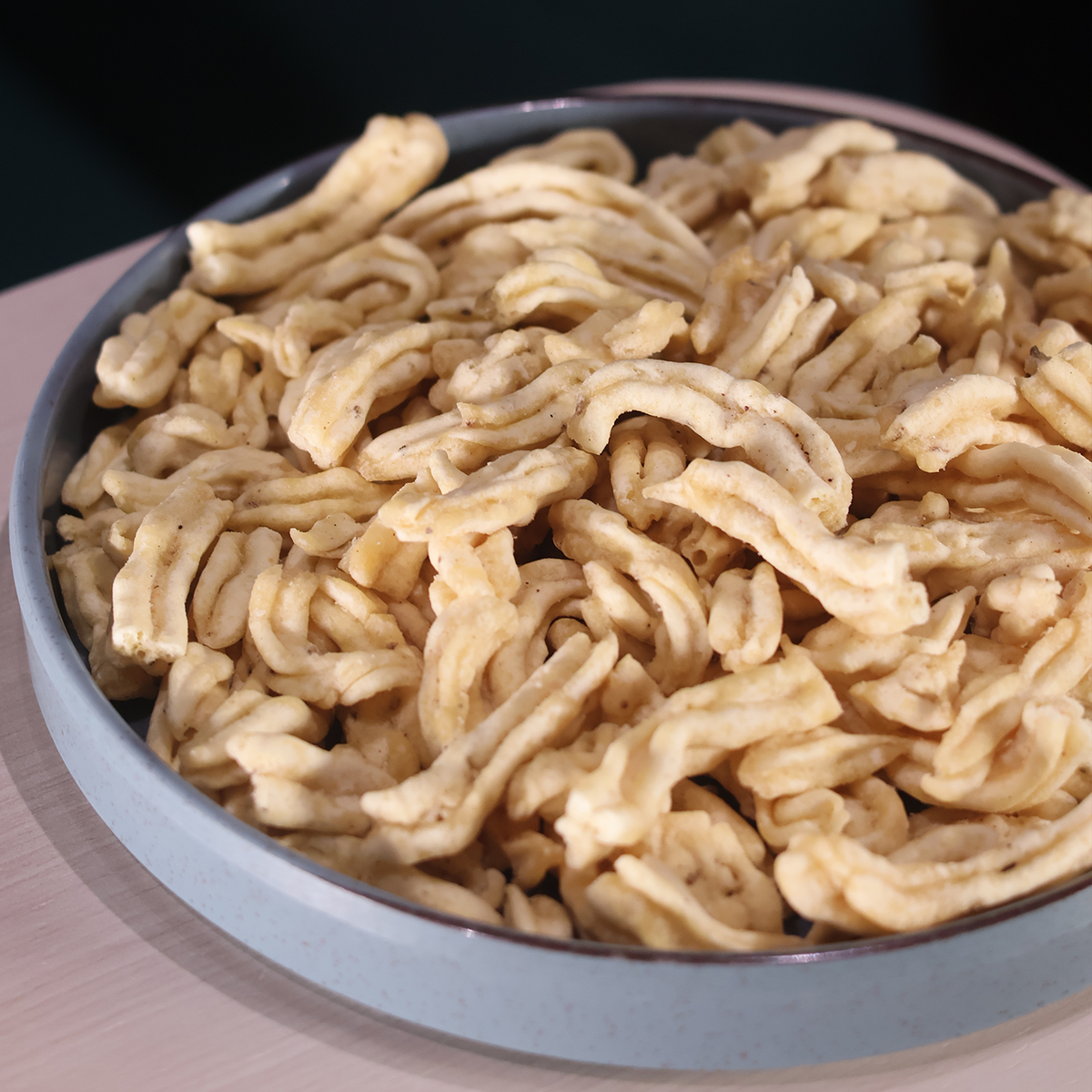 Champakali Gathiya – Homemade Groundnut Oil